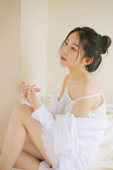 美人李智贤